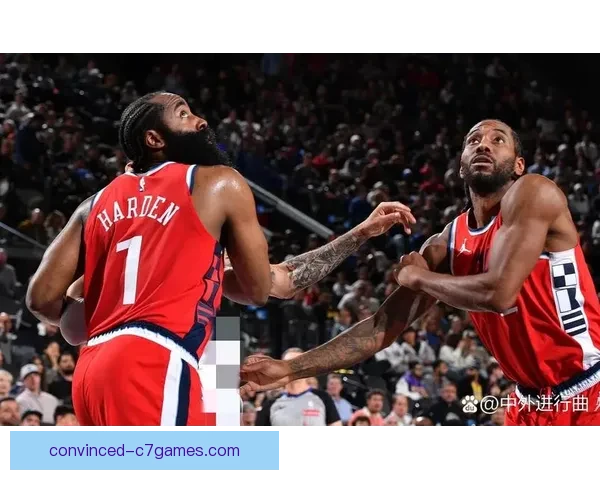 NBA季后赛激烈竞争升温 多支强队迎来关键决战时刻