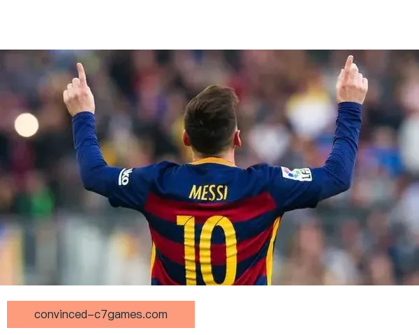 梅西转会巴黎后首次回到巴萨球场引发球迷热烈反响 梅西转会巴黎后首次回到巴萨球场引发球迷热烈反响