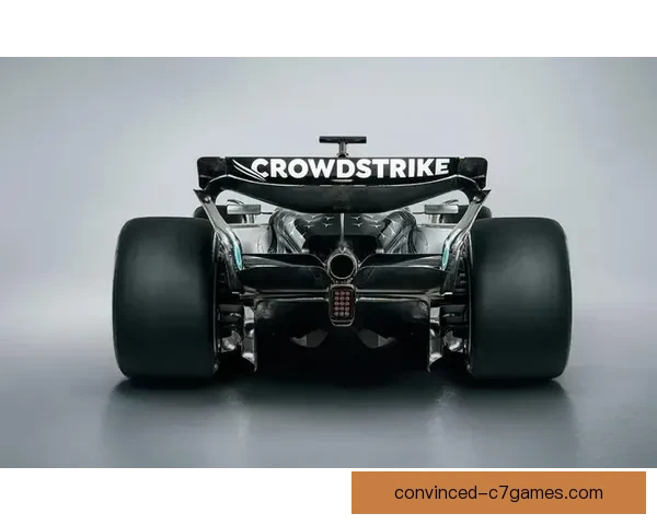 梅赛德斯F1车队策略调整引发赛季冠军格局新变动